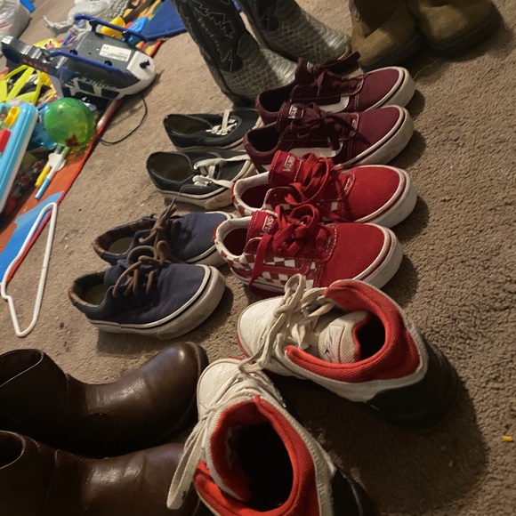 Boy stuff - Picture 2 of 5